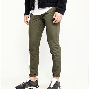 A&F Super Skinny Chinos